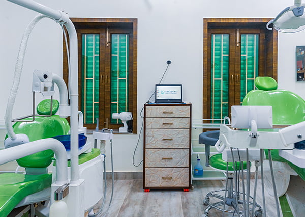 dental clinic services in south kolkata